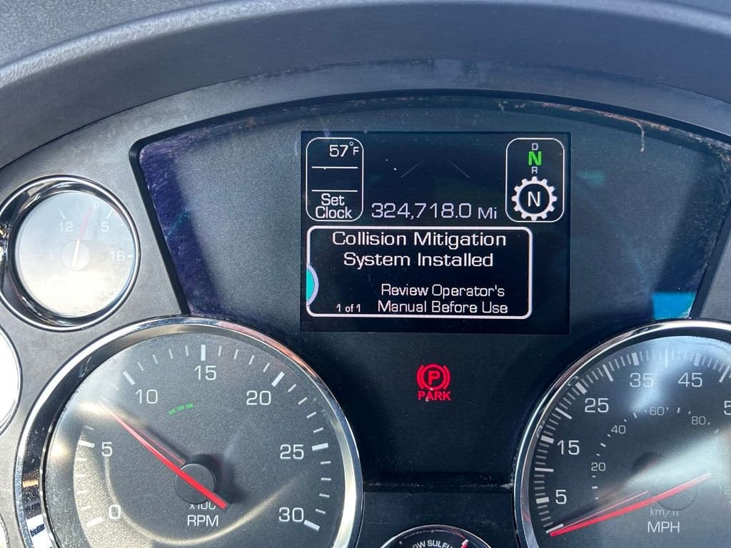 2021 Kenworth T680 image 8