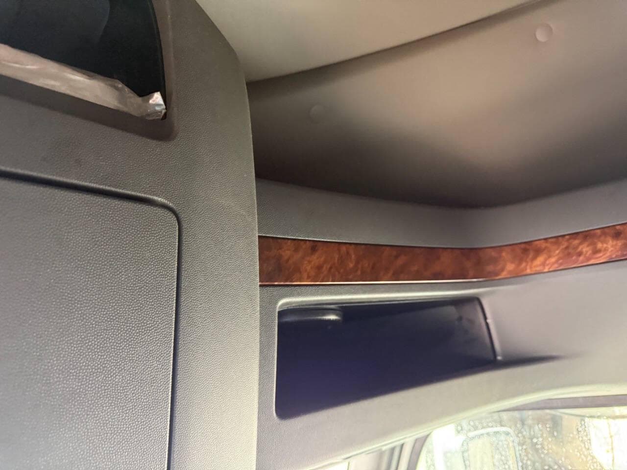 2022 International LT625 image 19