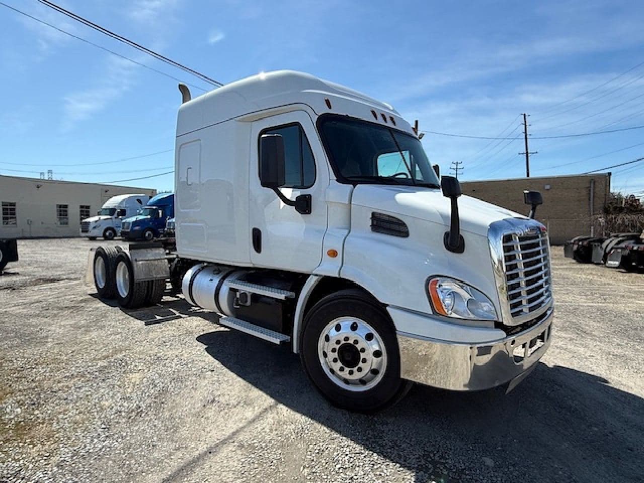 2020 Freightliner Cascadia 113 image 2