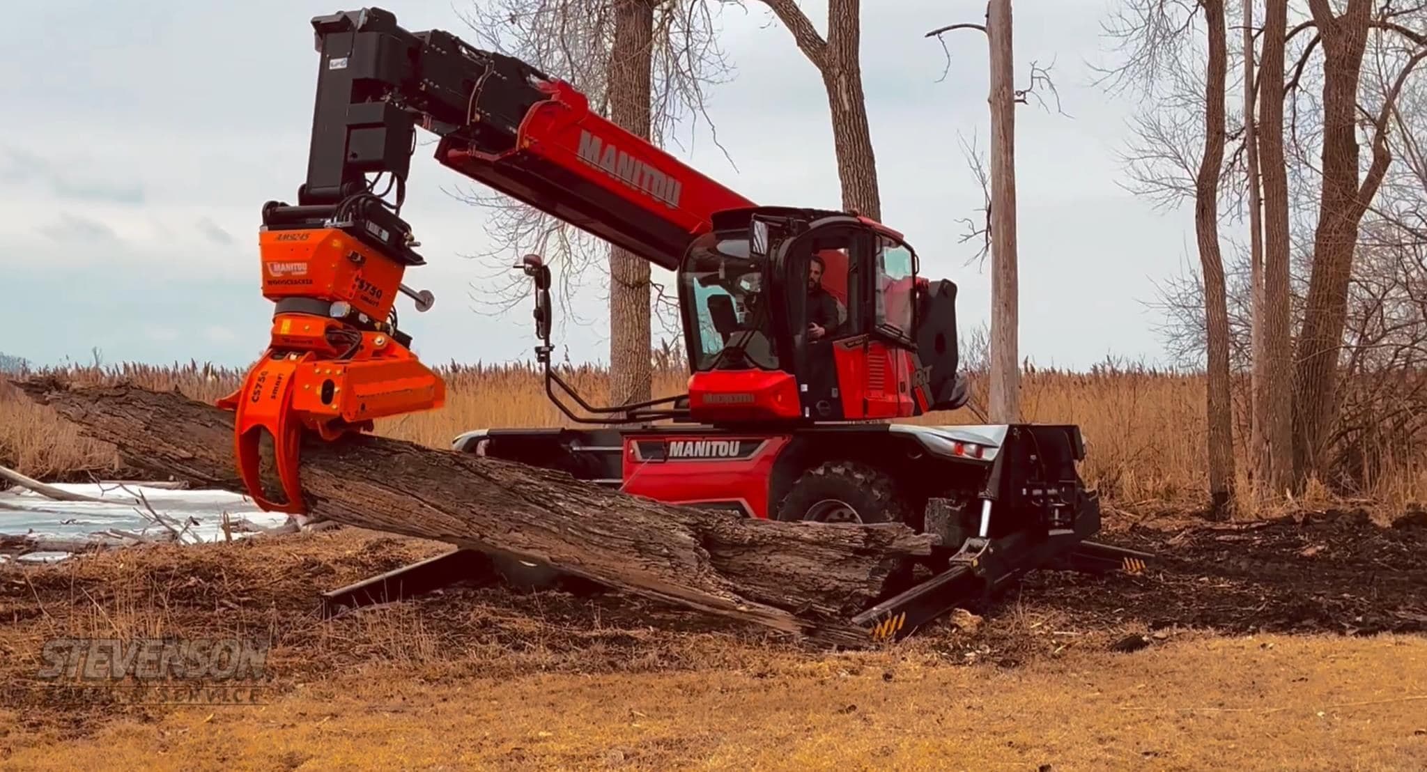 2026 MANITOU MRT3060 W Woodcracker CS750 image 23