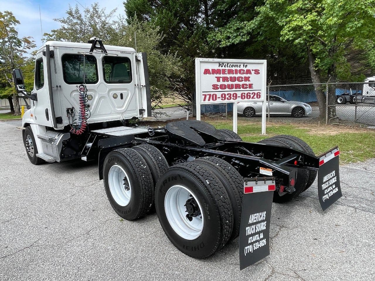 2019 Freightliner Cascadia 125 image 5