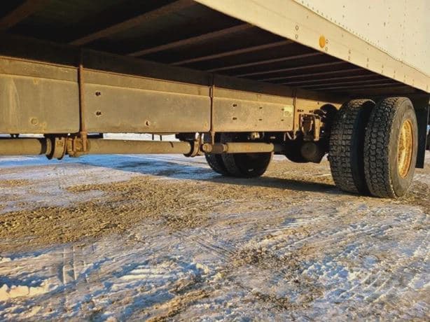 2003 FREIGHTLINER FL70 image 15