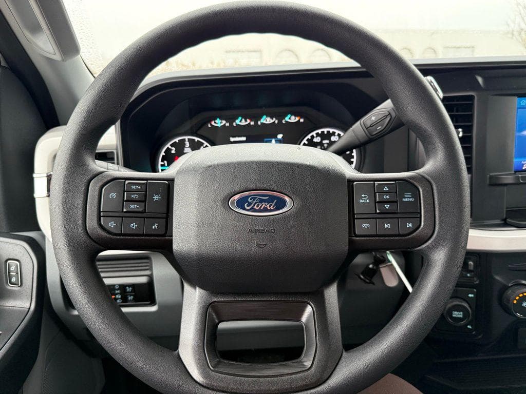 2026 Ford F-450SD XL Dump Truck image 32