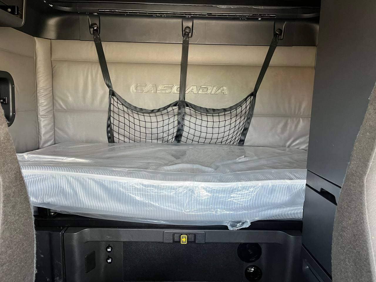 2022 Freightliner Cascadia 126 #1182 image 14