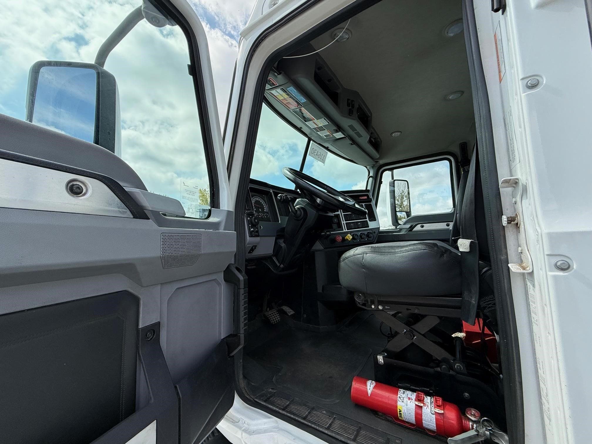 2021 MACK ANTHEM 64T BTS 1111 image 8