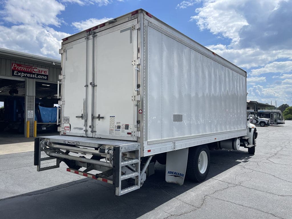 Used 2019 INTERNATIONAL 4300 image 7