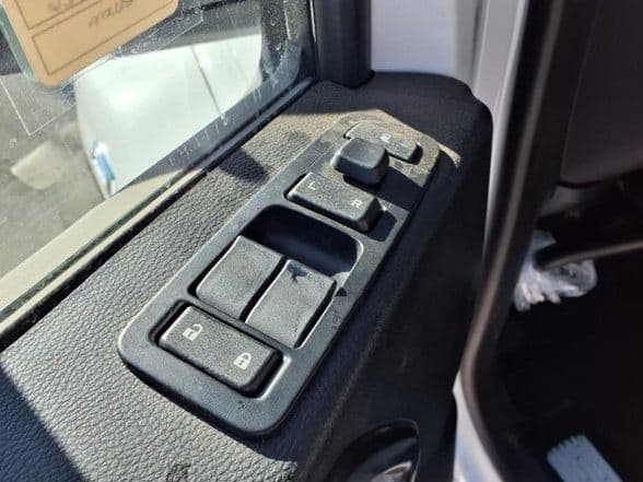 2026 Kenworth T880 image 13