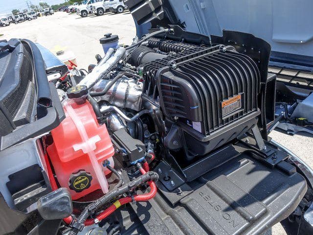 2024 Chevrolet Silverado 4500HD Work Truck image 27
