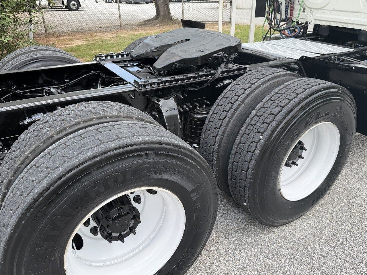 2018 Freightliner Cascadia 125 image 12