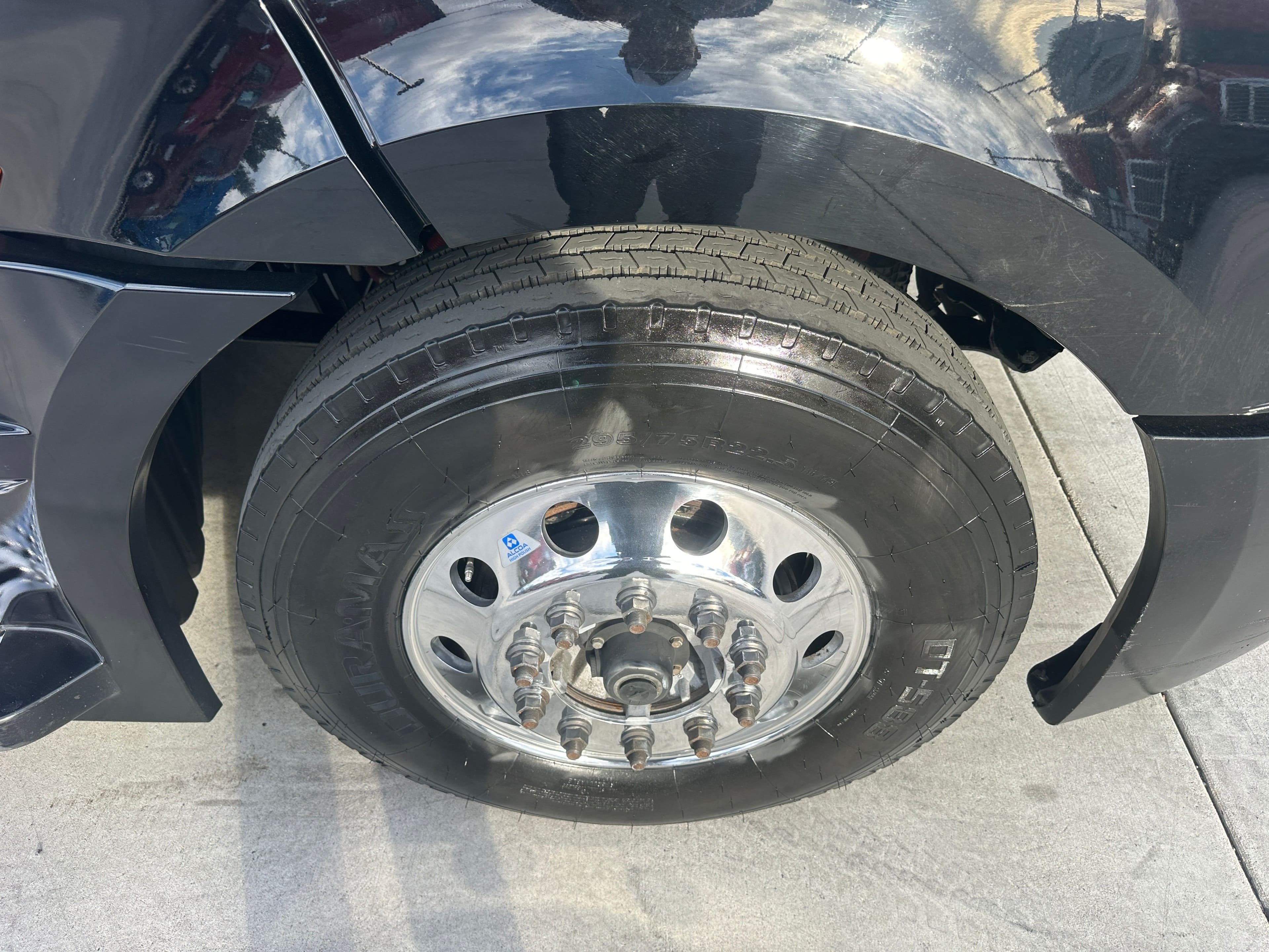 2021 Freightliner Cascadia 126 image 21