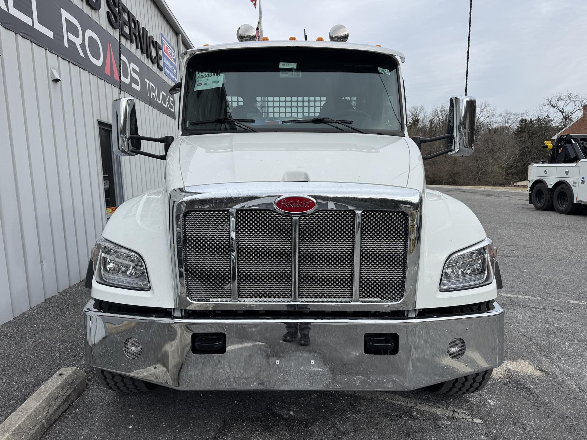 2027 Peterbilt 548 image 3