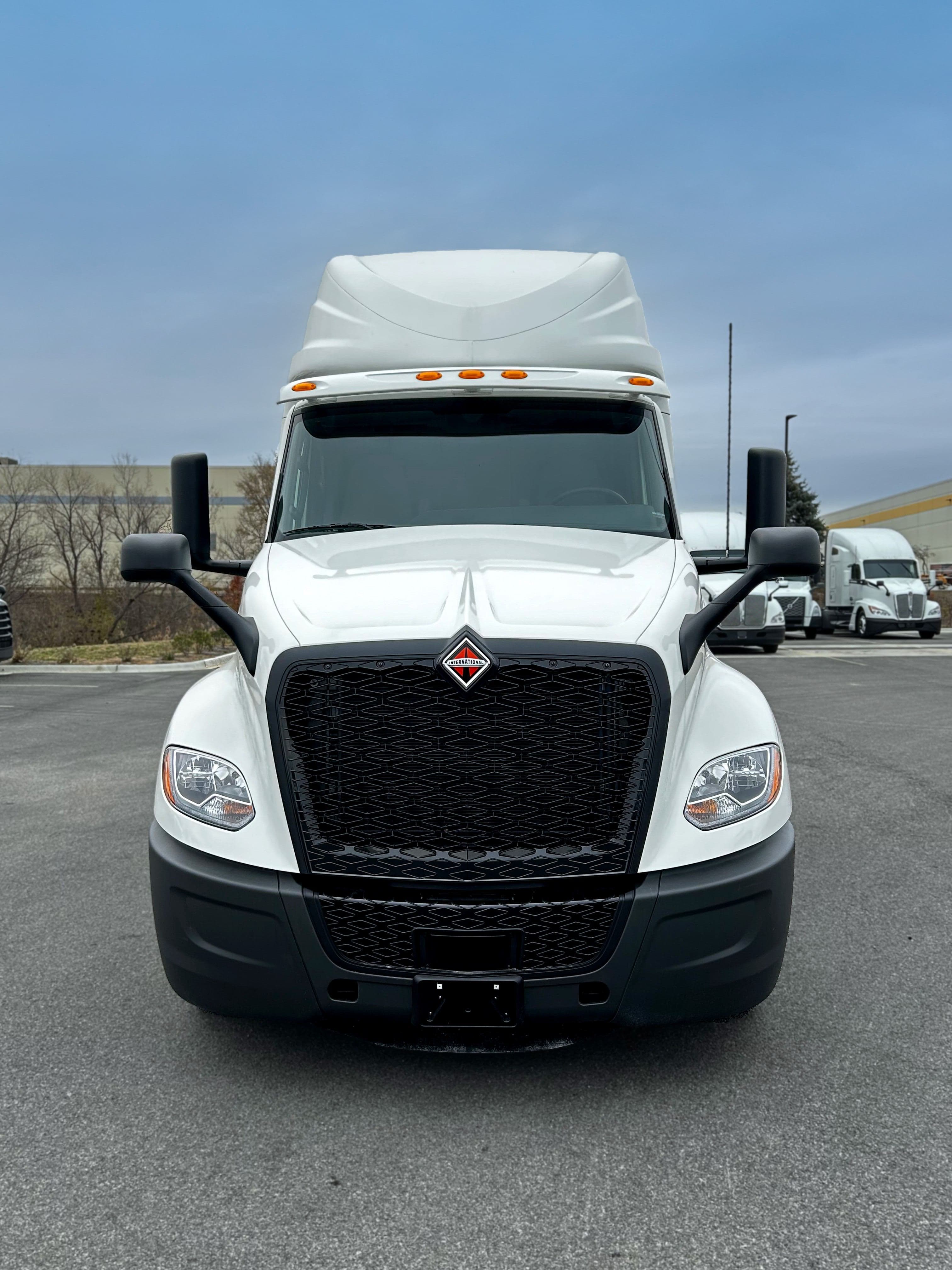 2026 International LT62F image 1