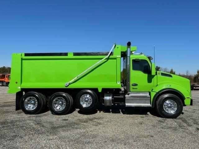 2023 Kenworth T880 image 9