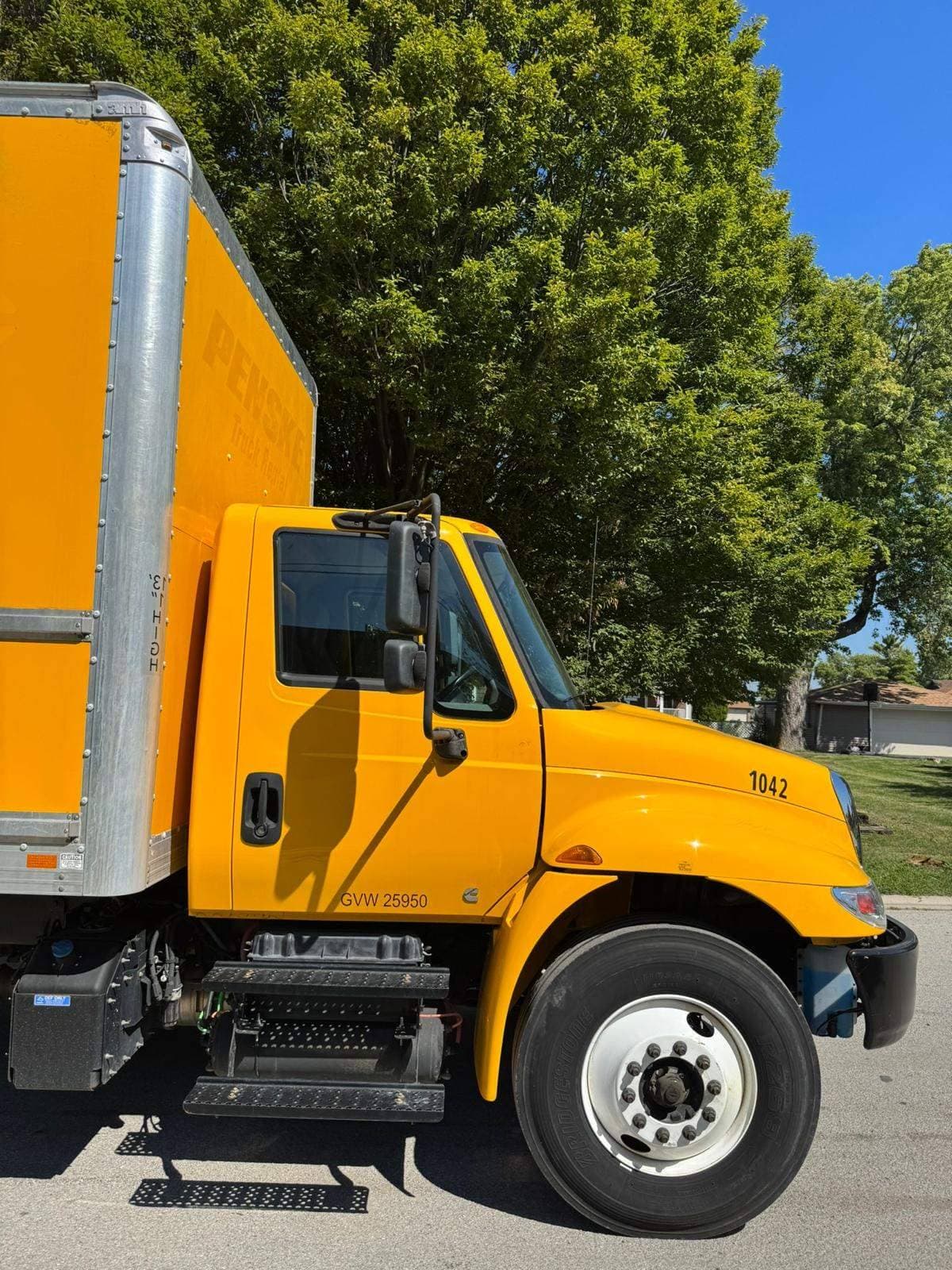 2019 International MA025 image 2