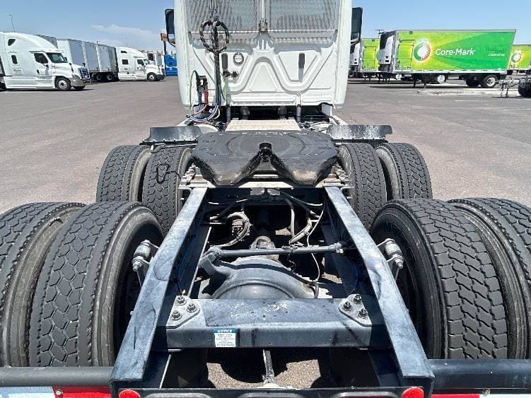 2019 Freightliner Cascadia 126 Day Cab Truck - 455HP, 12 Speed Automatic image 6