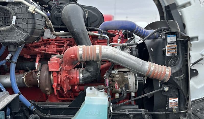 2024 Peterbilt 579 image 14