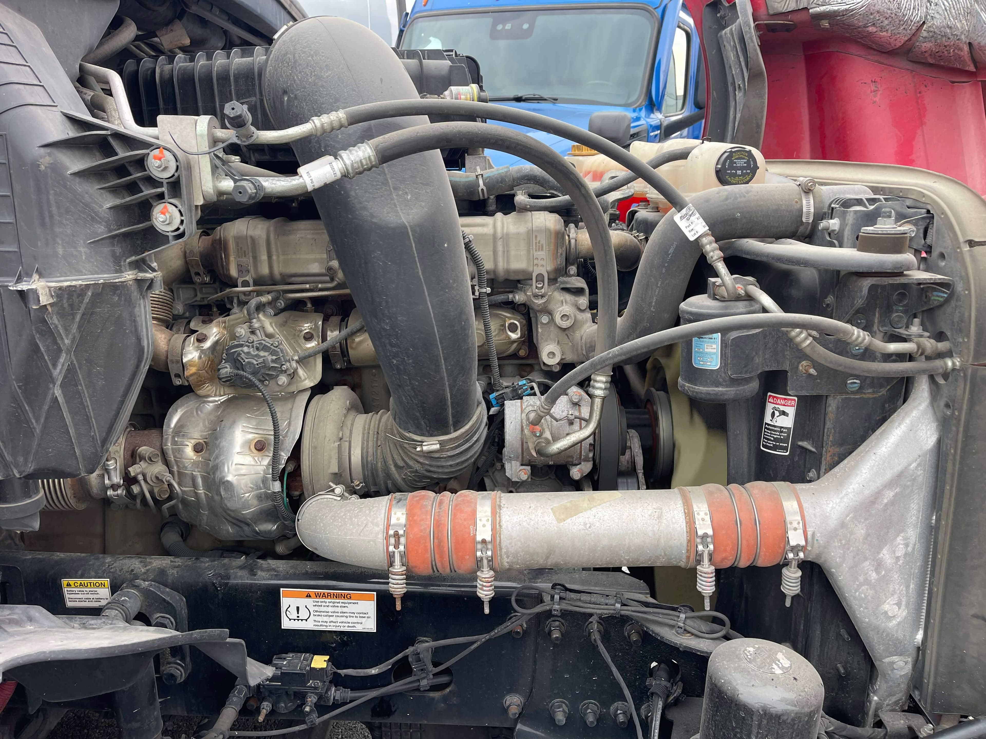 2023 Freightliner Cascadia 126 image 7