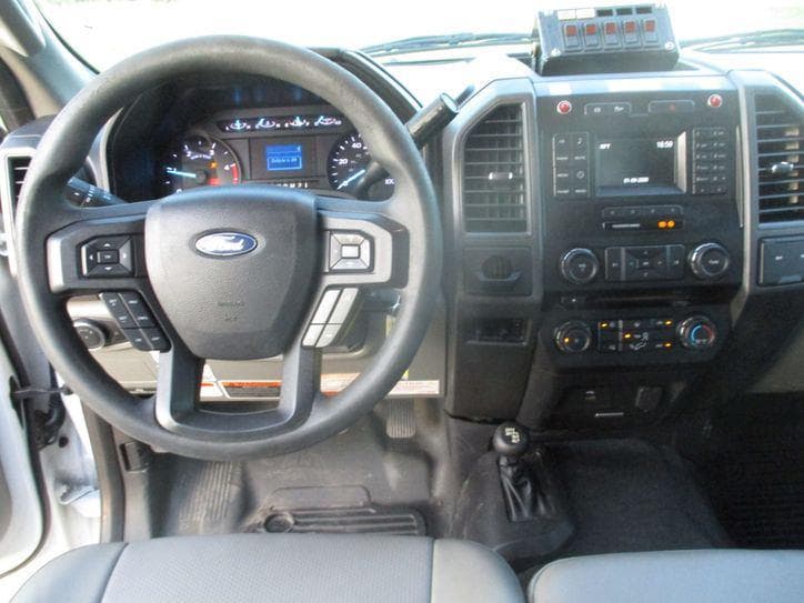 2018 Ford F550 SUPER CAB BUCKET TRUCK 4X4 image 17