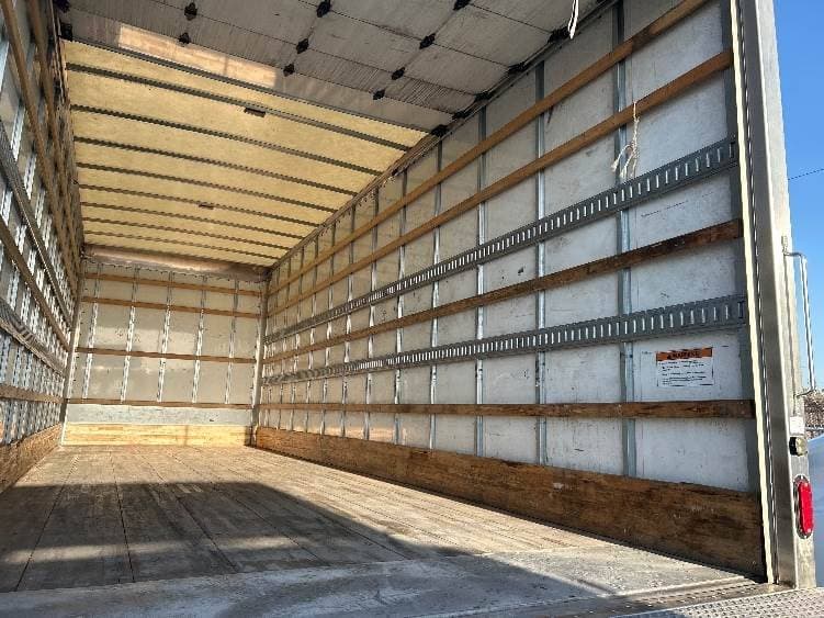 2022 International MV607 Box Truck - 220HP, 6 Speed Automatic, Roll up Door image 12