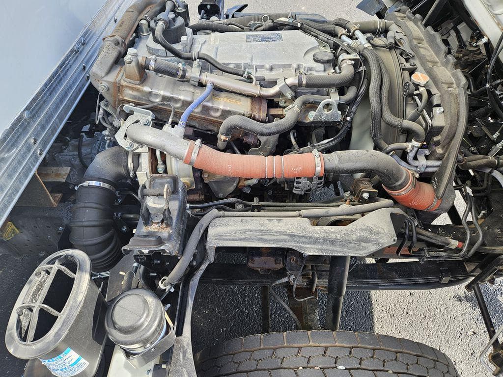 2023 Hino Conventional Type Truck image 13