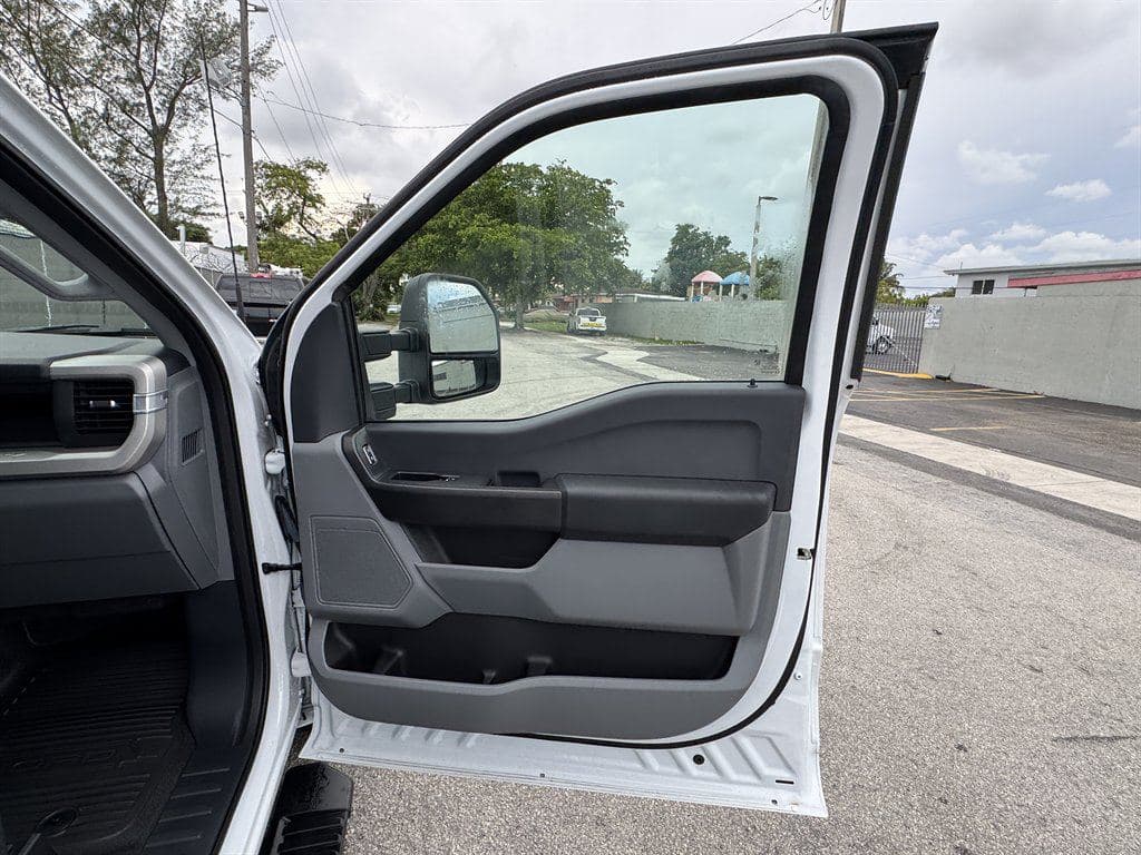 2023 Ford F250sd image 38