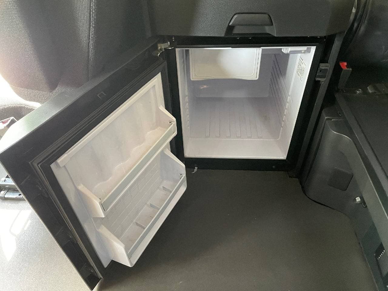 2020 Freightliner Cascadia 126 image 27