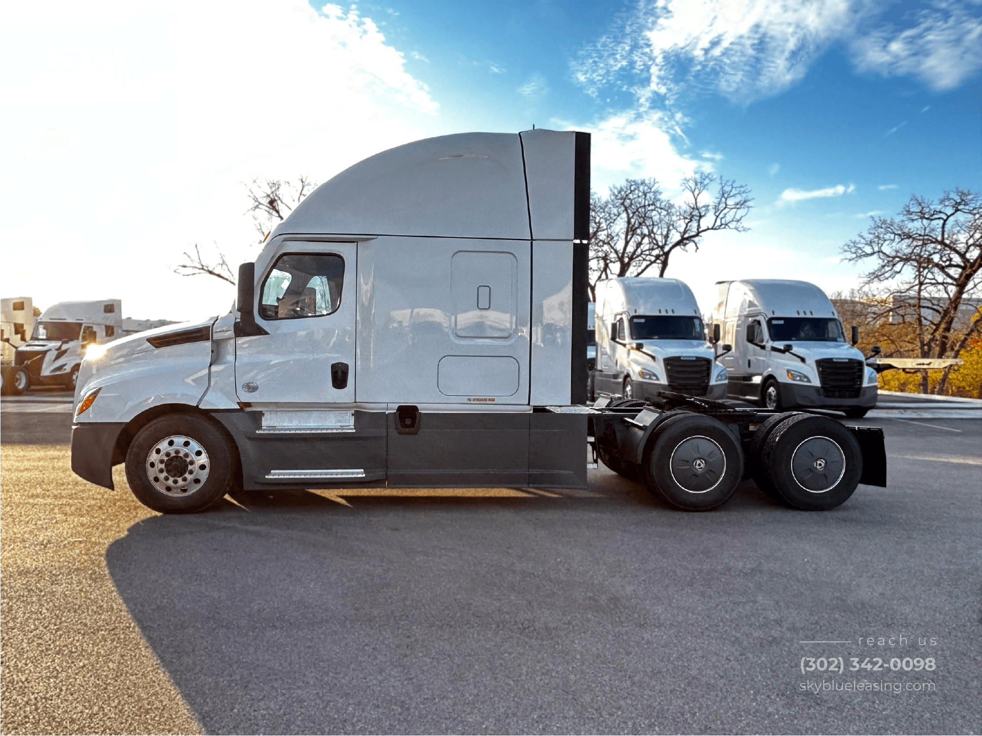 2021 Freightliner Cascadia image 1