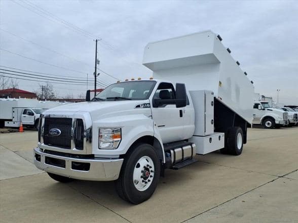 2026 Ford F750 SD image 2
