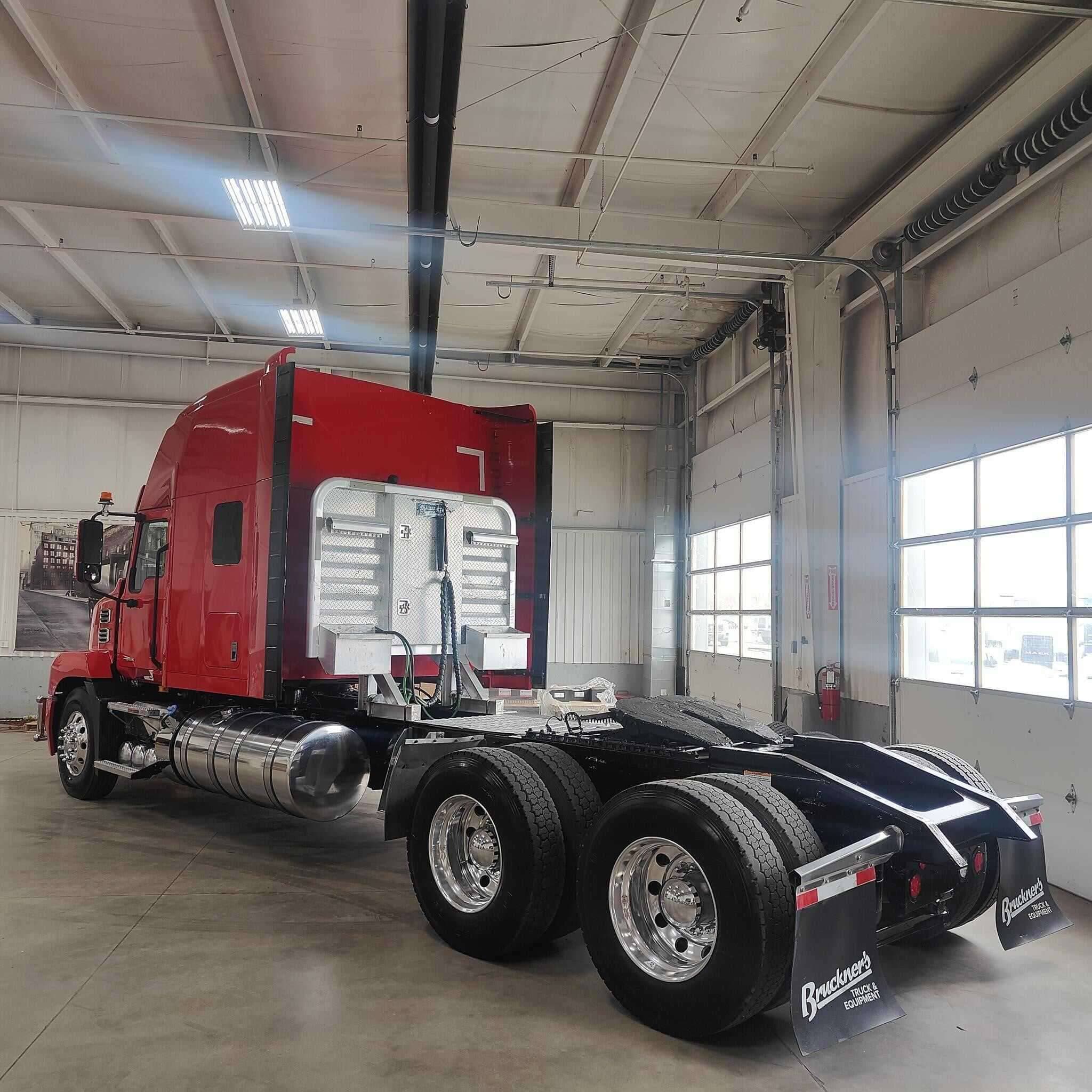 Used 2022 MACK ANTHEM Conventional - Sleeper Truck in Commerce City, CO image 9