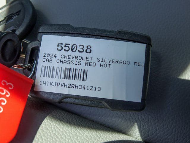 2024 Chevrolet Silverado 4500HD Work Truck image 28