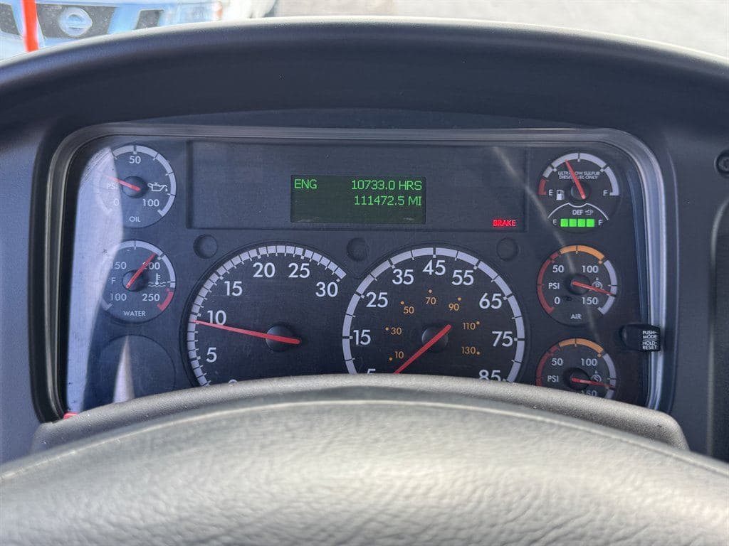 2018 Freightliner M2-106 image 78