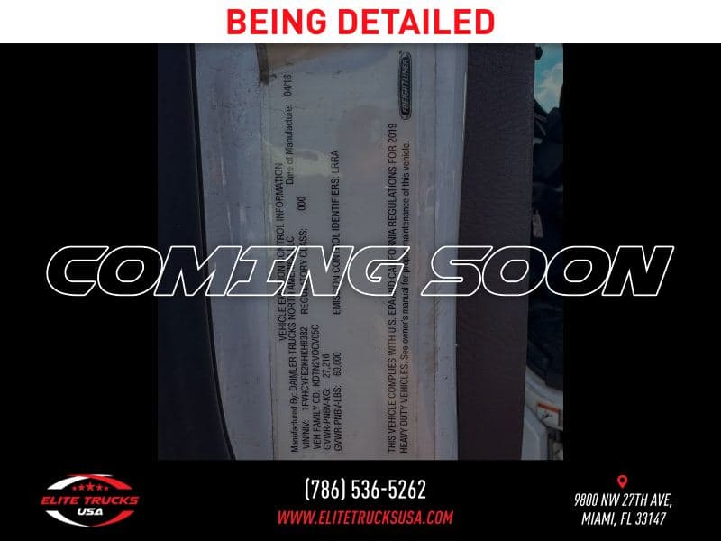 2019 Freightliner M2 106 image 10
