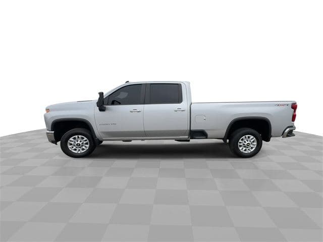 2022 Chevrolet Silverado 2500HD LT image 5