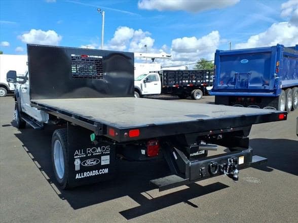 2025 Ford F550 image 6