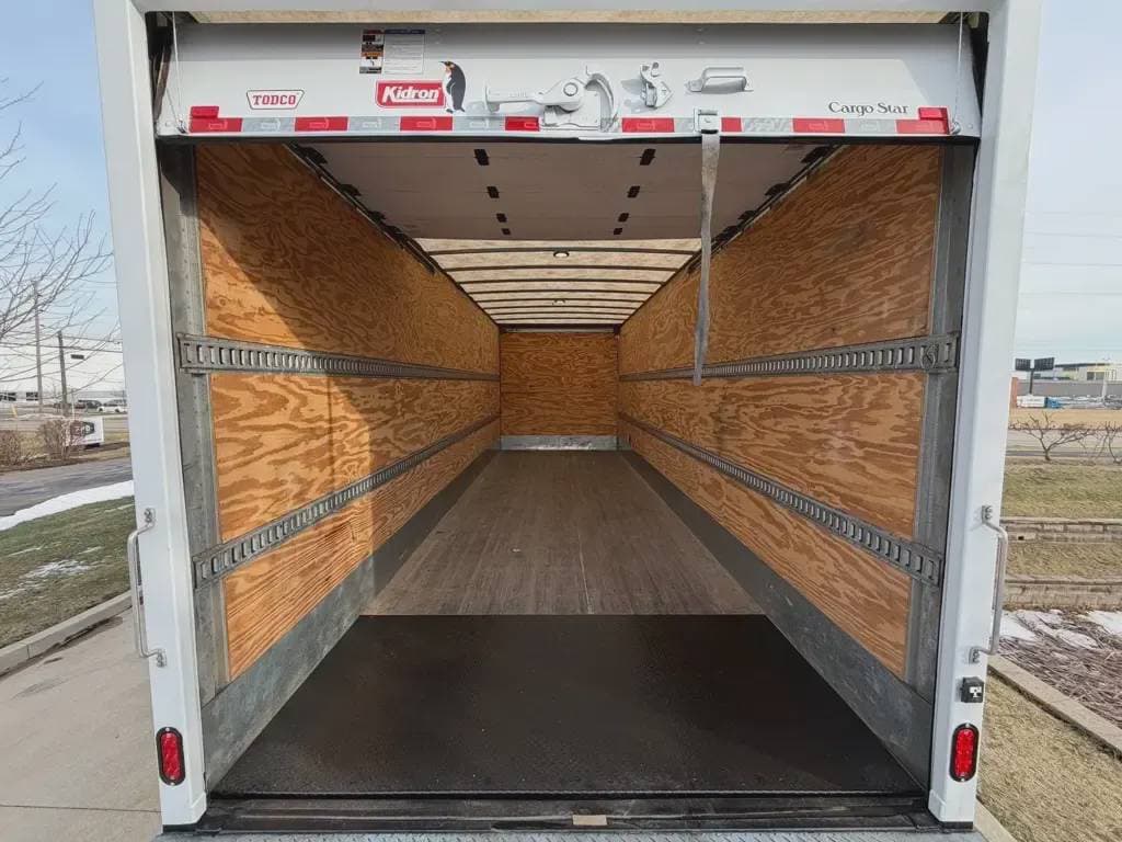 Used 2023 ISUZU Cabover Truck - COE, Contractor Truck, Box Truck - Straight Truck - FTR For Sale image 6