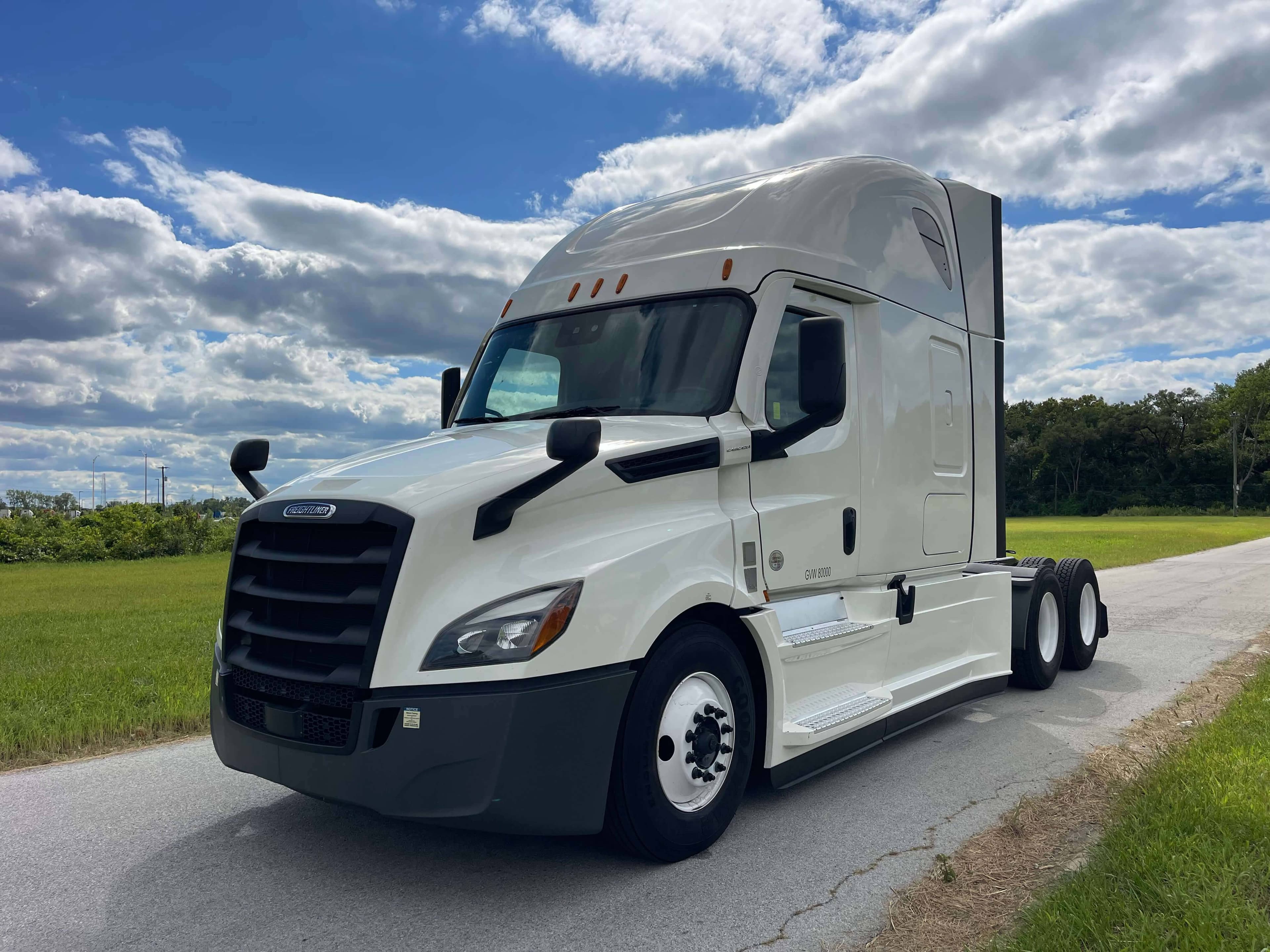 2022 Freightliner Cascadia 126 image 1