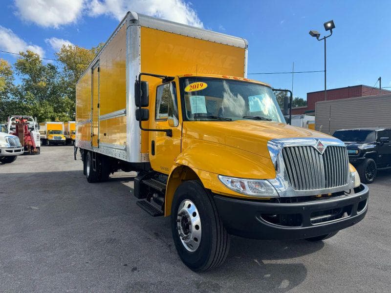 2019 International 4300 image 3