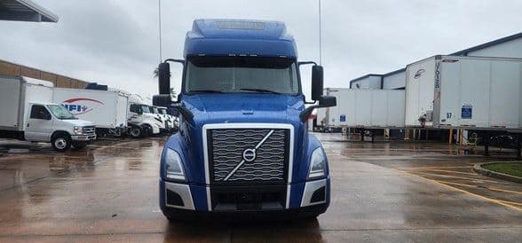 2021 Volvo VNL64T860 image 3