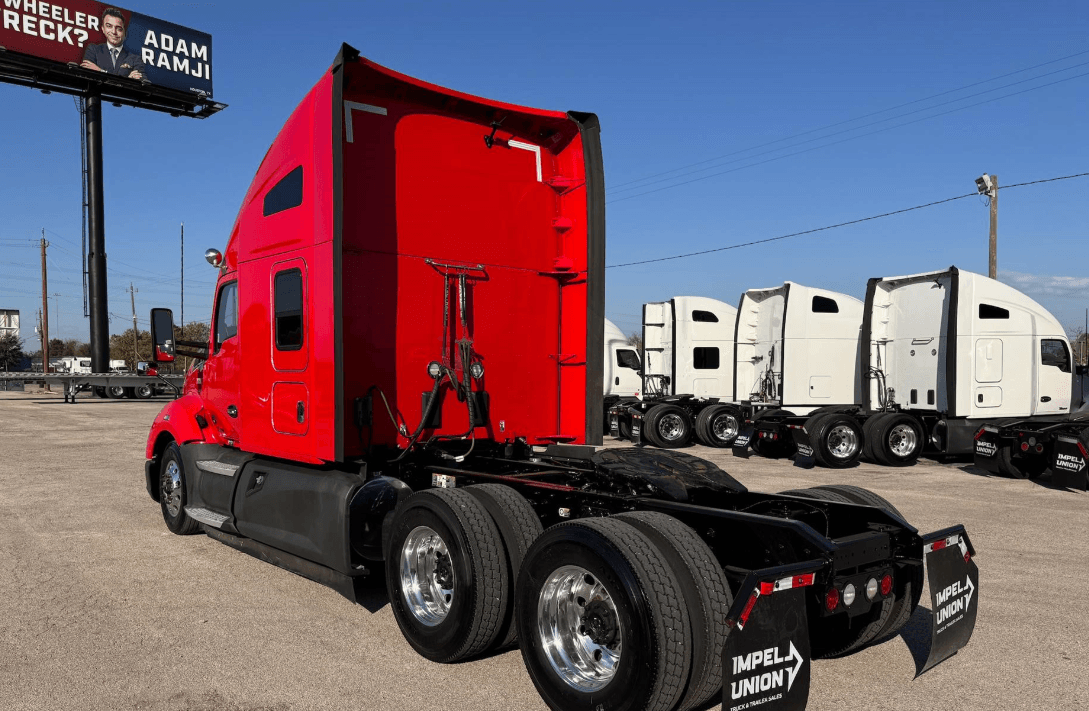 2020 Kenworth T680 image 3