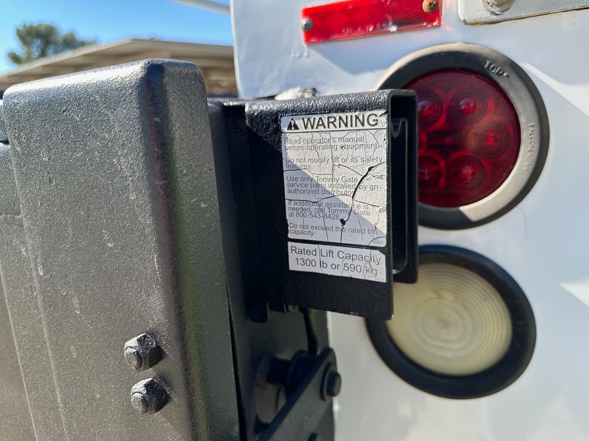 2005 FORD F350 Service Truck with Liftgate 13495 image 15