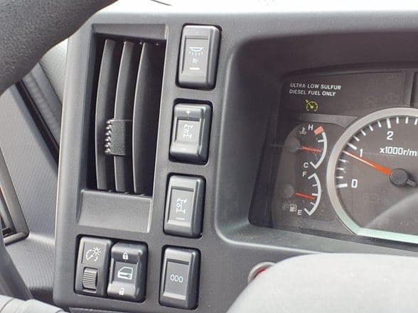 2025 Isuzu FTR image 12