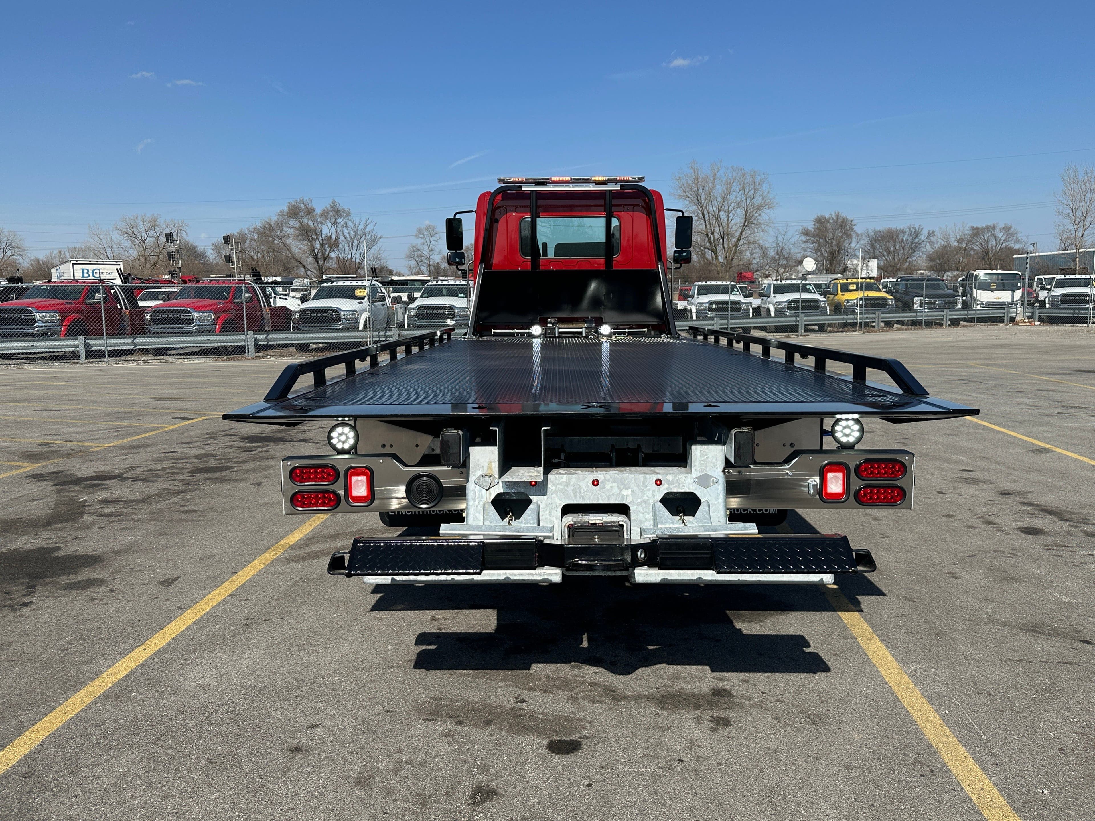 2025 Hino L6 CENTURY 21.5' STEEL CARRIER  (SK#: 6189C) image 5