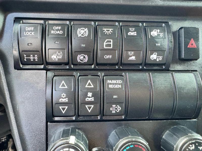 2019 International 1652 image 20