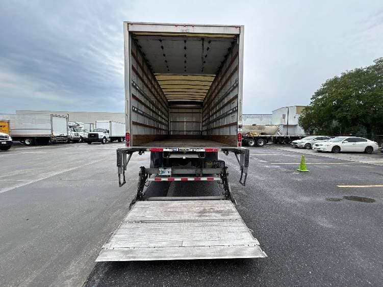 2022 International MV607 Box Truck - 220HP, 6 Speed Automatic, Roll up Door image 9