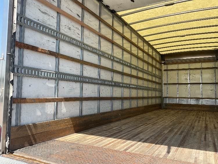 2022 International MV607 Box Truck - 220HP, 6 Speed Automatic, Roll up Door image 11