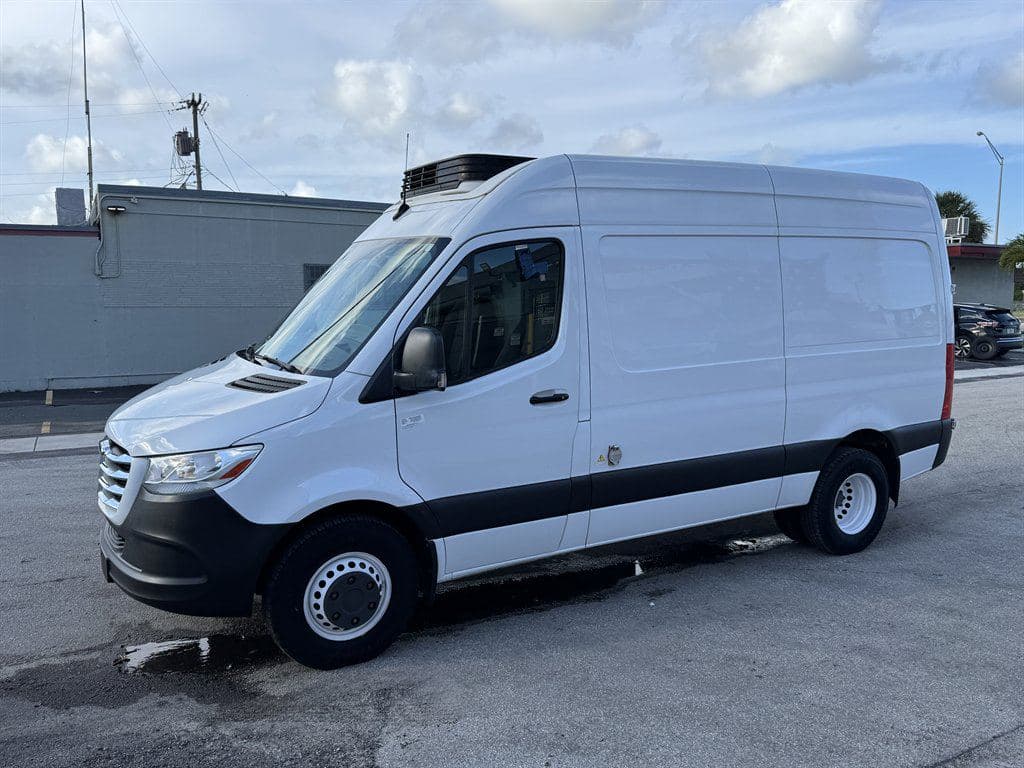2019 Freightliner Sprinter 3500 image 5