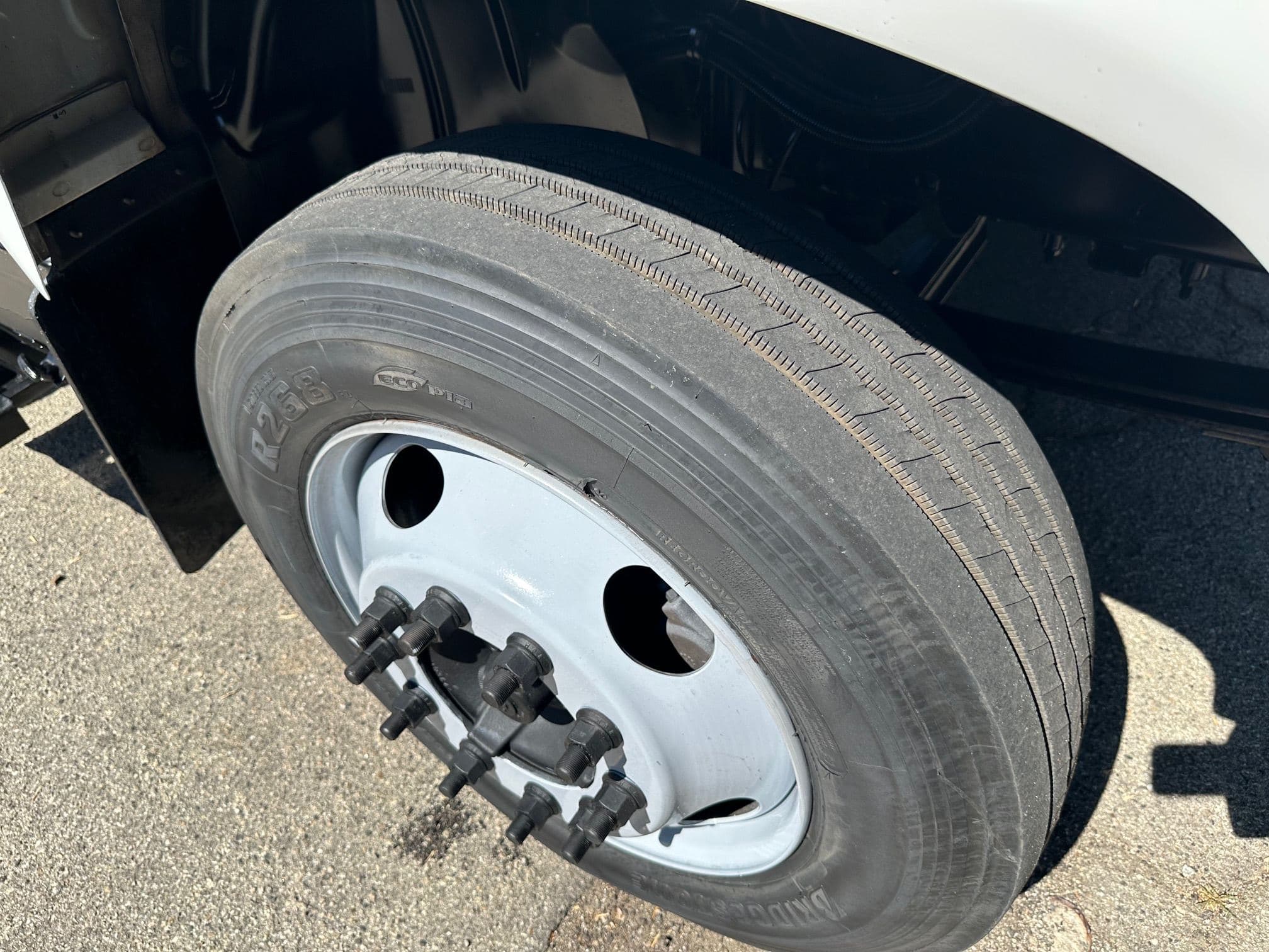 2007 GMC C7 image 37