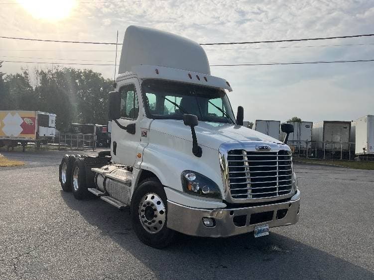 2018 Freightliner Cascadia image 5