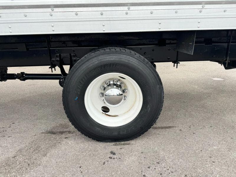 2017 International 4300 image 11