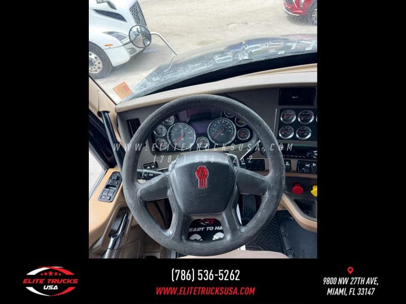 2017 Kenworth T680 image 16